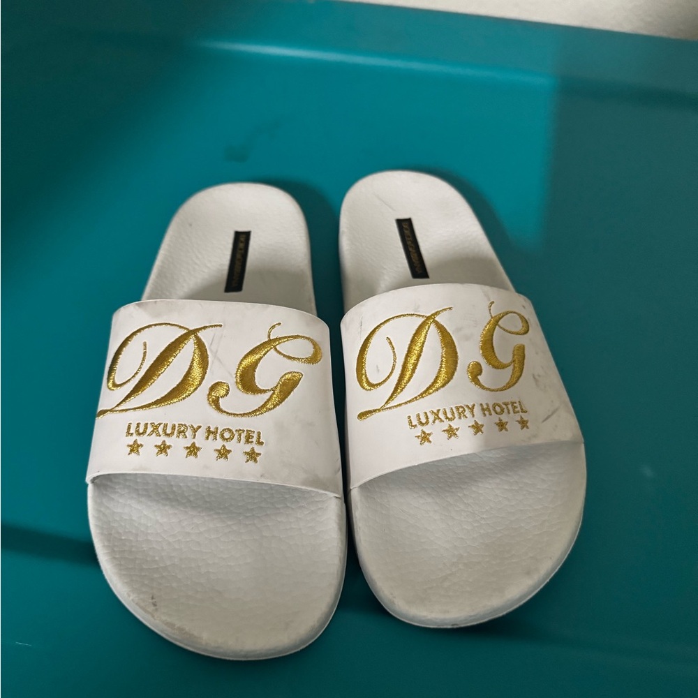 Dolce & Gabbana White and Gold Slides